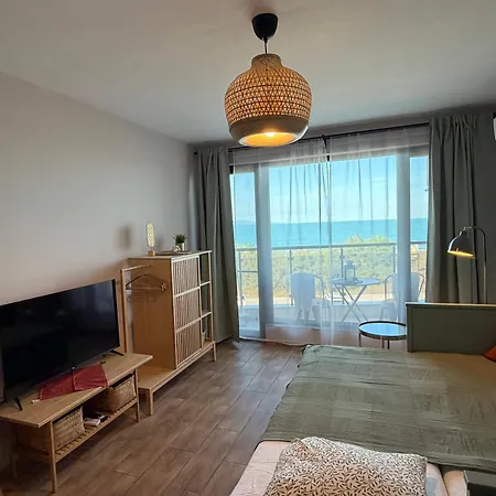 Appartement 5 Steps To The *